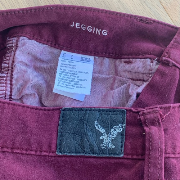 American Eagle stretch wine jegging 8 - Picture 3 of 10